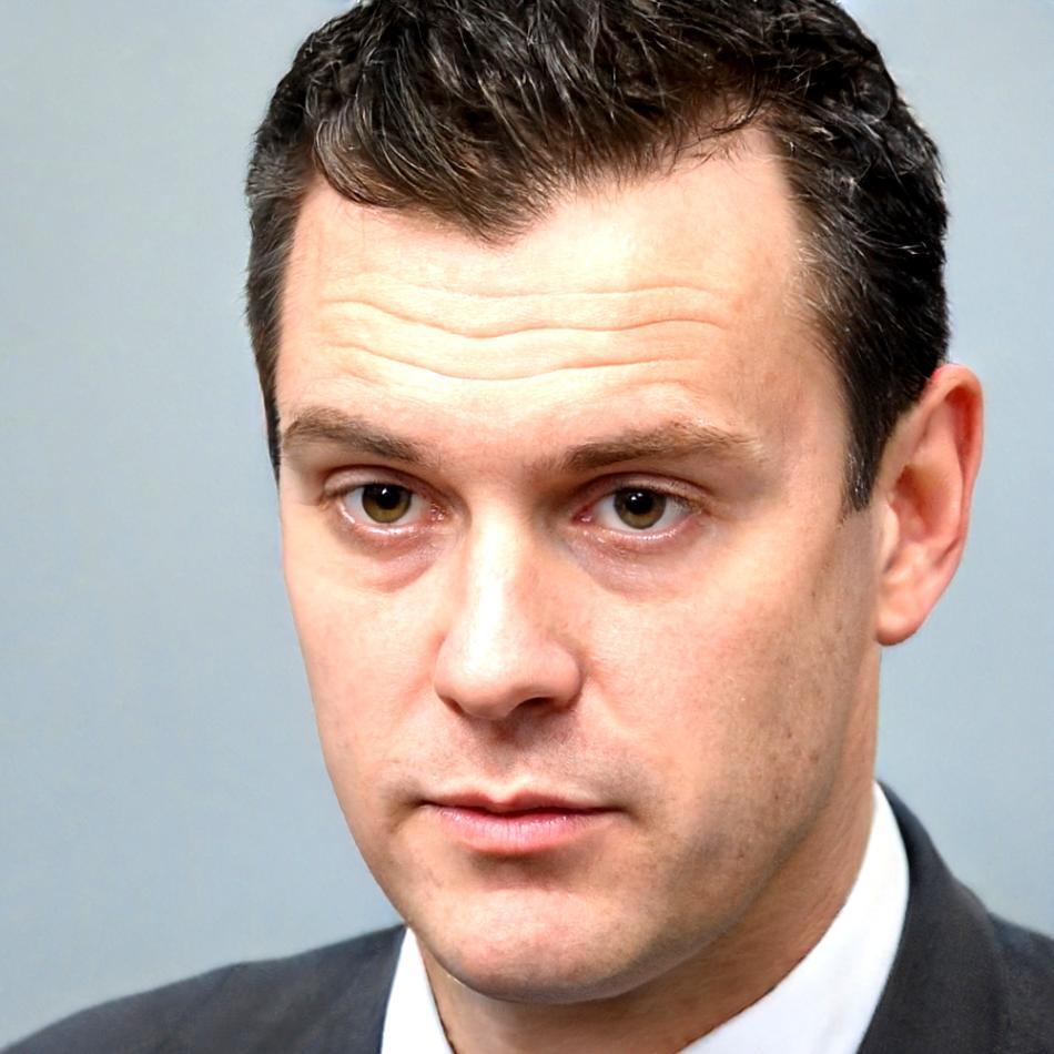 Michael Schneider